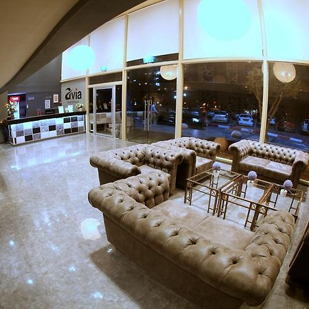 Avia Hotel & Resort Yehud-Monosson Extérieur photo