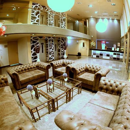 Avia Hotel & Resort Yehud-Monosson Extérieur photo