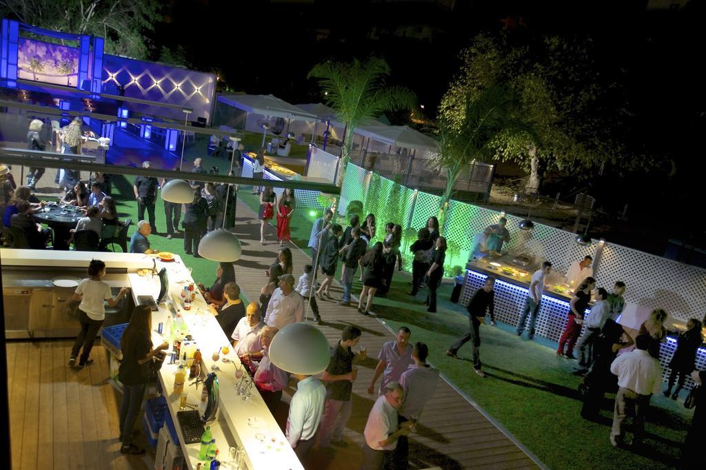 Avia Hotel & Resort Yehud-Monosson Extérieur photo
