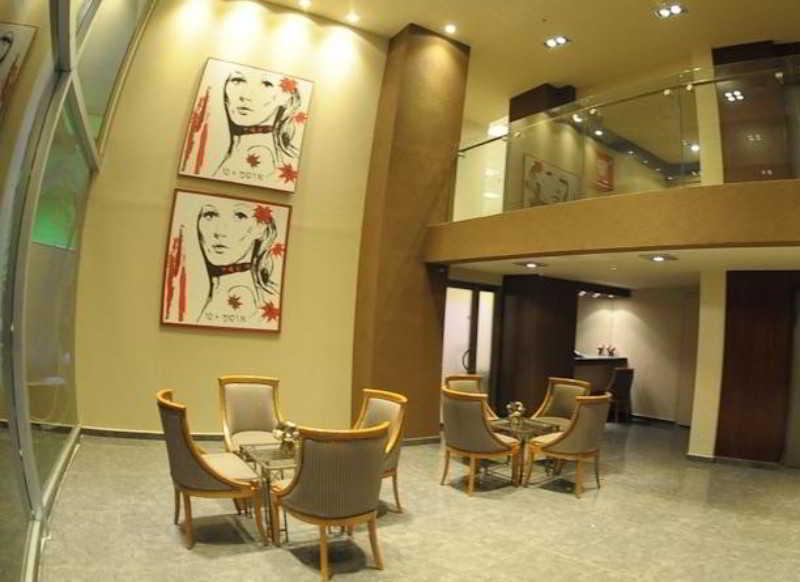 Avia Hotel & Resort Yehud-Monosson Extérieur photo